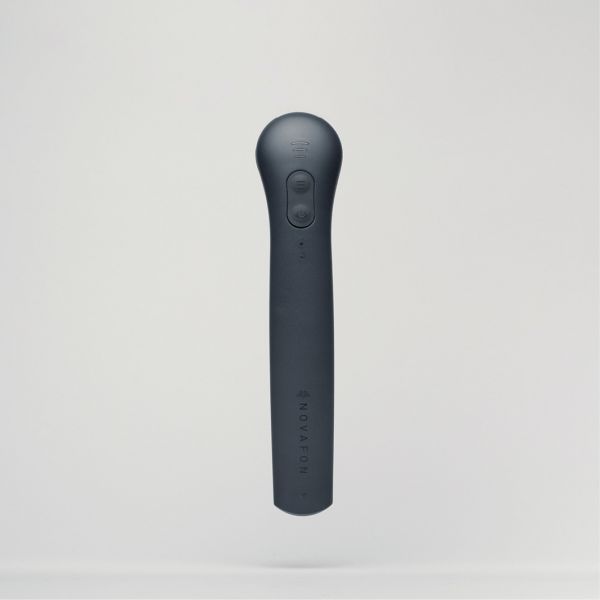 Das Novafon power in Anthrazit - Rückansicht mit Tasten zur Bedienung des Vibrationsgeräts