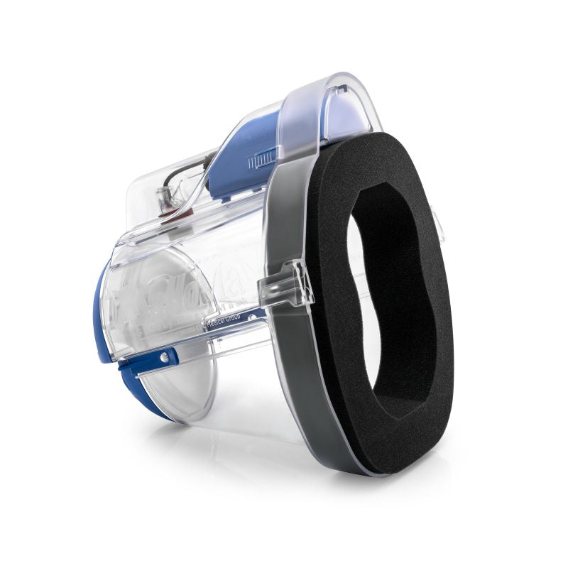 Der SaHoMa-II Pferdeinhalator von Nebutec – das mobile, akkubetriebene Inhalationsgerät für Pferde. Ideal zur Behandlung von Atemwegserkrankungen wie Equinem Asthma und RAO. Dank innovativer Mesh-Technologie ermöglicht dieser Inhalator eine effektive Aerosoltherapie mit Kochsalzlösung oder Medikamenten.