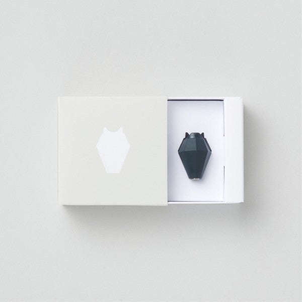 Novafon Magnetaufsatz in Schwarz in kompakter Verpackung - punktuelle Schallwellentherapie