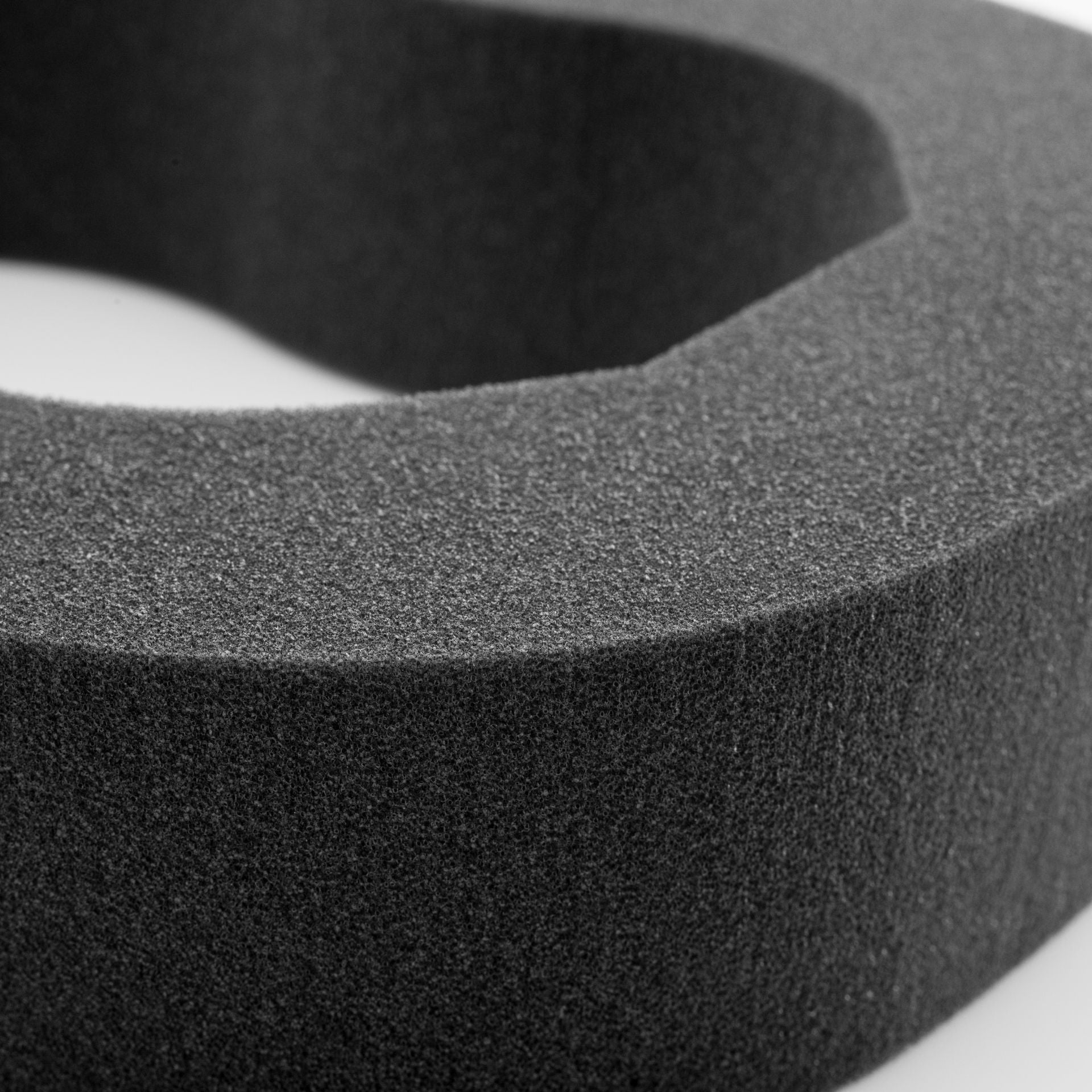 Original SaHoMa II Dichtring für Pferdeinhalator aus weichem, flexiblem Schaumstoff - Nahaufnahme